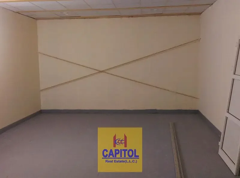 535 sqft Ready to Move in Anytime Warehouse