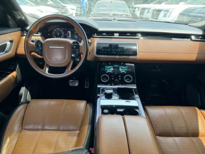 2019 Land Rover Range Rover Velar P250 R-Dynamic HSE 2.0L 4 Cylinders White Tan SUV