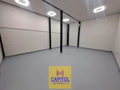 325 Sq. ft warehouse on Mezzanine Floor Al Quoz Ready to Move in