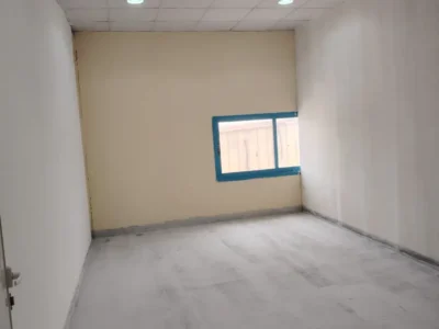 375 sqft warehouse Available in Al Quoz