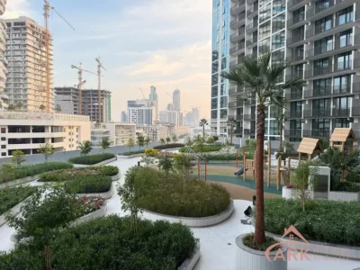 Sophisticated Design Spacious Living Park View