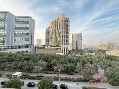 Sophisticated Design Spacious Living Park View