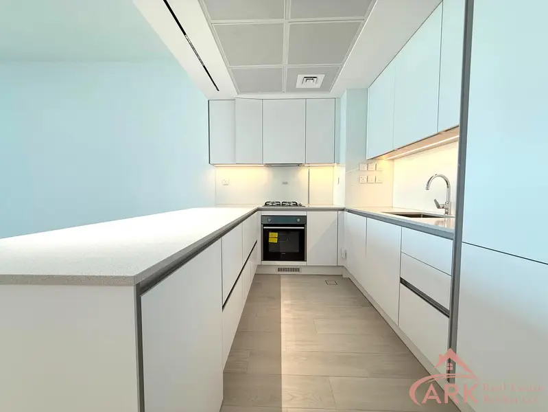 1 Month Free Brand-New Unit Spacious Layout