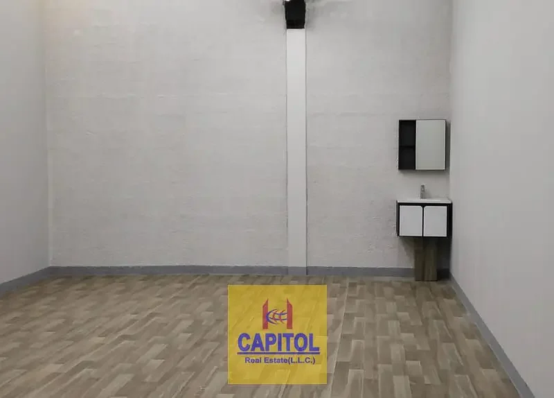 SAFE SECURE SMALL STORAGE WAREHOUSE FOR RENT