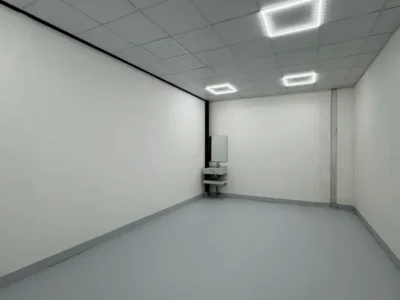 SAFE SECURE SMALL STORAGE WAREHOUSE FOR RENT