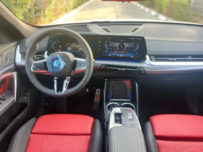 2026 BMW X2 XDRIVE 20i 2.0 Litres 4 Cylinders Petrol Engine White Red SUV