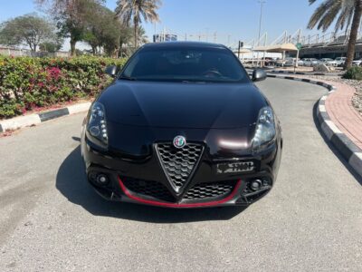 2019 Alfa Romeo Giulietta Veloce 1.8L 4 Cylinders Petrol Engine Black Red Hatchback