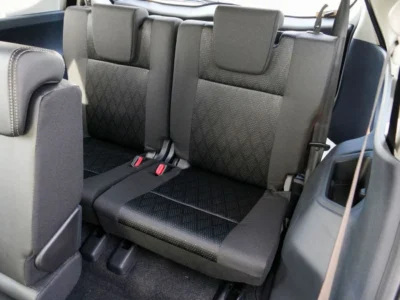 2025 TOYOTA VELOZ 1.5 Litres 4 Cylinders Petrol Engine White Grey SUV GCC Specs
