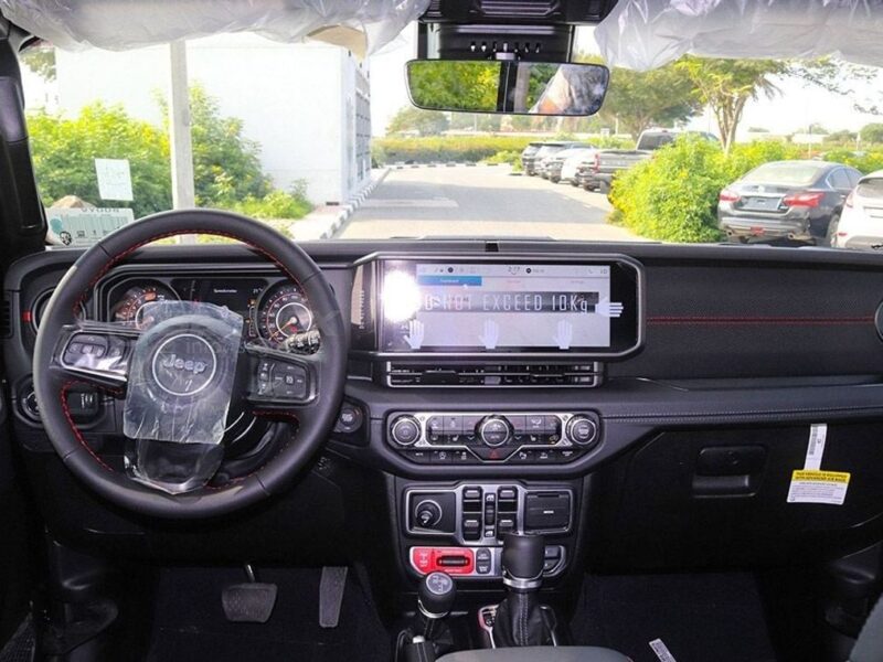 2026 Jeep Wrangler UNLIMITED RUBICON 2.0L Turbo 4-Cylinder Engine Black SUV GCC