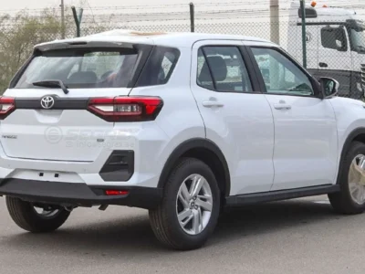 2026 Toyota Raize E 1.2 Litres 4 Cylinders Petrol Engine White Black SUV GCC Specs