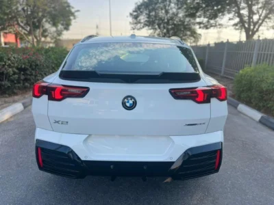 2026 BMW X2 XDRIVE 20i 2.0 Litres 4 Cylinders Petrol Engine White Red SUV