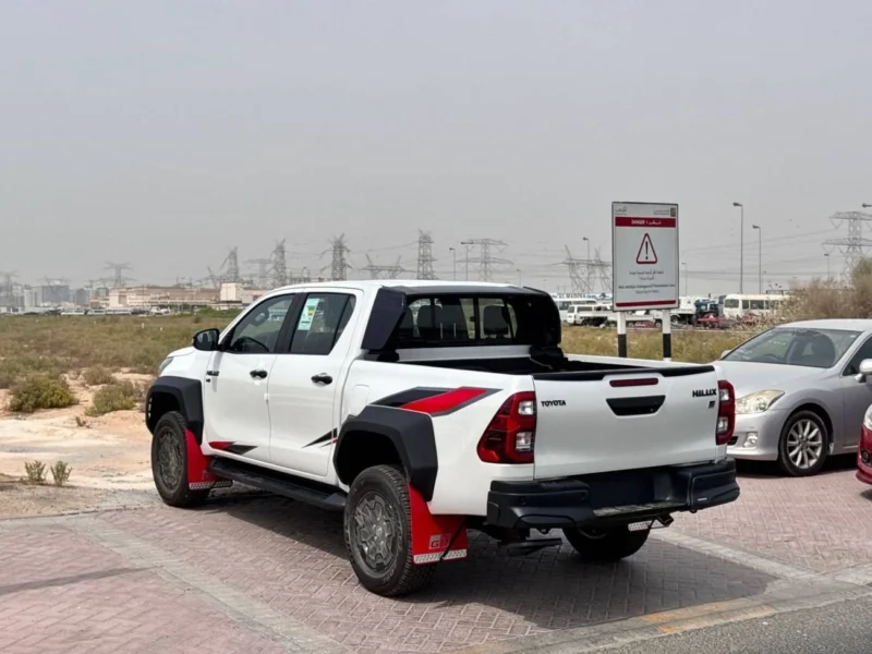 2026 TOYOTA HILUX GRS DCAB 4.0 Litres V6 Petrol Engine White Black Pickup Truck