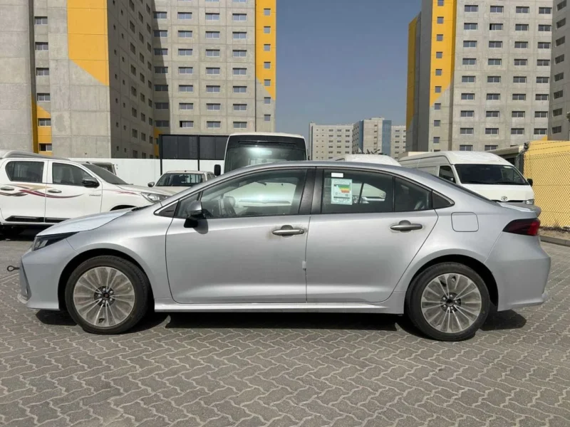 2025 TOYOTA COROLLA GLI 2.0 Liters 4 Cylinders Petrol Engine Silver Grey Sedan GCC