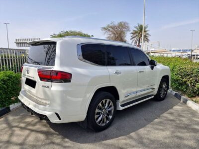 2024 Toyota Land Cruiser VXR 4.0 Litres V6 Petrol Engine White Beige SUV GCC Specs