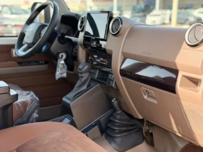 2026 TOYOTA LAND CRUSER LC79 4.0 Litres V6 Petrol Engine White Brown Pickup Truck