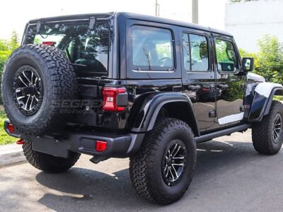 2026 Jeep Wrangler UNLIMITED RUBICON 2.0L Turbo 4-Cylinder Engine Black SUV GCC