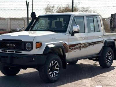 2026 TOYOTA LAND CRUSER LC79 4.0 Litres V6 Petrol Engine White Brown Pickup Truck