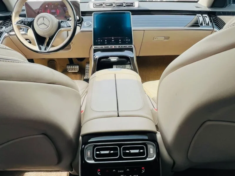 2022 MERCEDES BENZ S 500 3.0 Litres 6 Cylinders Petrol Engine Black Beige Sedan GCC Specs