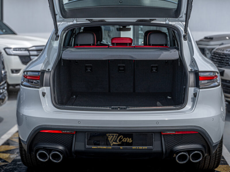 2024 Porsche Macan 2.0 Litres 4-cylinder Petrol Engine White Red SUV AWD GCC Specs