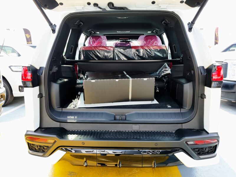 2025 Lexus LX700h F-Sport 3.5 Litres Twin-Turbo V6 Hybrid Engine White Red SUV