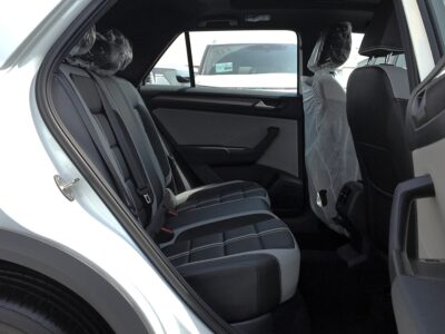 2025 Volkswagen Tiguan L 300 TSI 2WD 1.5-liter TSI 4 Cylinders Engine Black White SUV