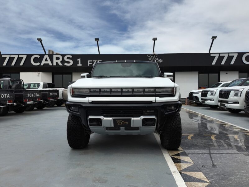 2022 GMC HUMMER H Fully Electric Vehicle (BEV) White Grey Pickup Truck e4WD