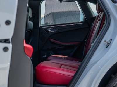 2024 Porsche Macan 2.0 Litres 4-cylinder Petrol Engine White Red SUV AWD GCC Specs