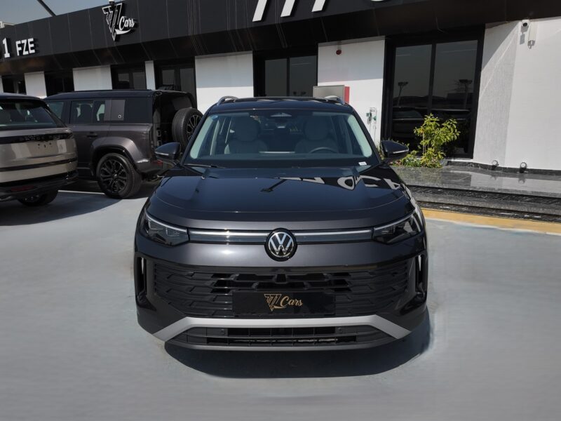 2025 Volkswagen Tiguan 330 TSI R-Line 2.0 Litres Turbocharge 4 Cylinders Grey SUV