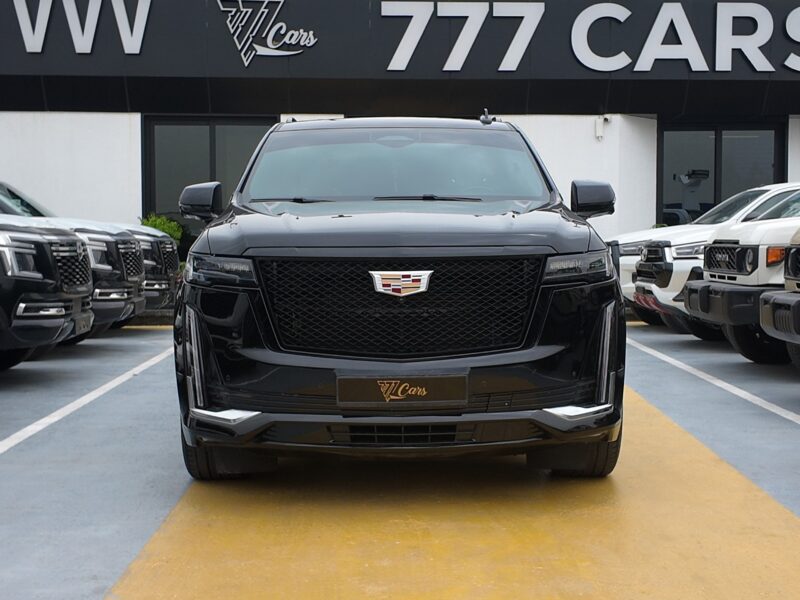 2023 Cadillac Escalade 600 6.2 Litres V8 Naturally Aspirated Black Beige SUV GCC