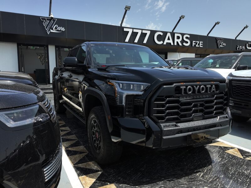 2026 Toyota Tundra TRD Pro 3.4L Twin-Turbo V6 i-FORCE MAX Hybrid Black Red Pickup Truck