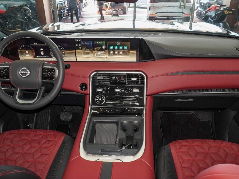 2026 Nissan Patrol Platinum 3.5-liter V6 Twin-Turbo Petrol Engine Black Red SUV GCC