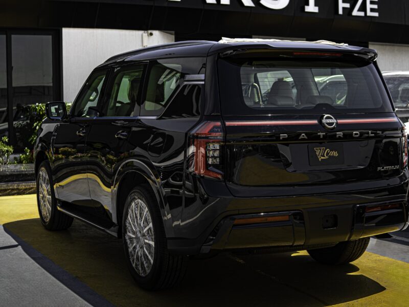 2026 Nissan Patrol Platinum 3.5-liter V6 Twin-Turbo Petrol Engine Black Beige SUV GCC