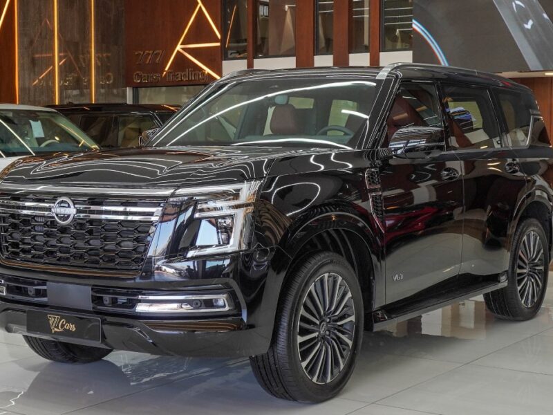2026 Nissan Patrol Platinum 3.5-liter V6 Twin-Turbo Petrol Engine Black Red SUV GCC