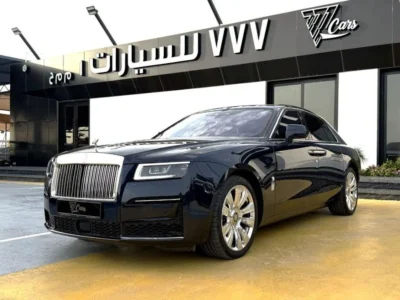 2021 Rolls-Royce Ghost 6.75-litre Twin-Turbo V12 Petrol Engine Black Blue Luxury Sedan