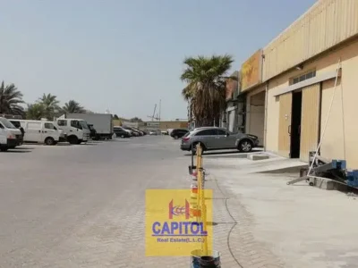 CONTAINER STOREAGE SPACE IN AL QOUZ