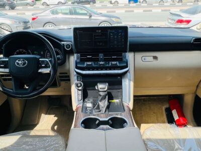2022 Toyota Land Cruiser VXR 3.5 Litres V6 Petrol Engine Brown Beige SUV GCC Specs