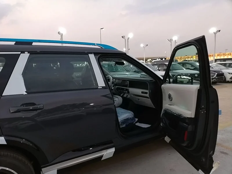 2026 Hyundai Palisade Limited 2.5L Turbo Hybrid 4 Cylinders Engine Black White SUV GCC