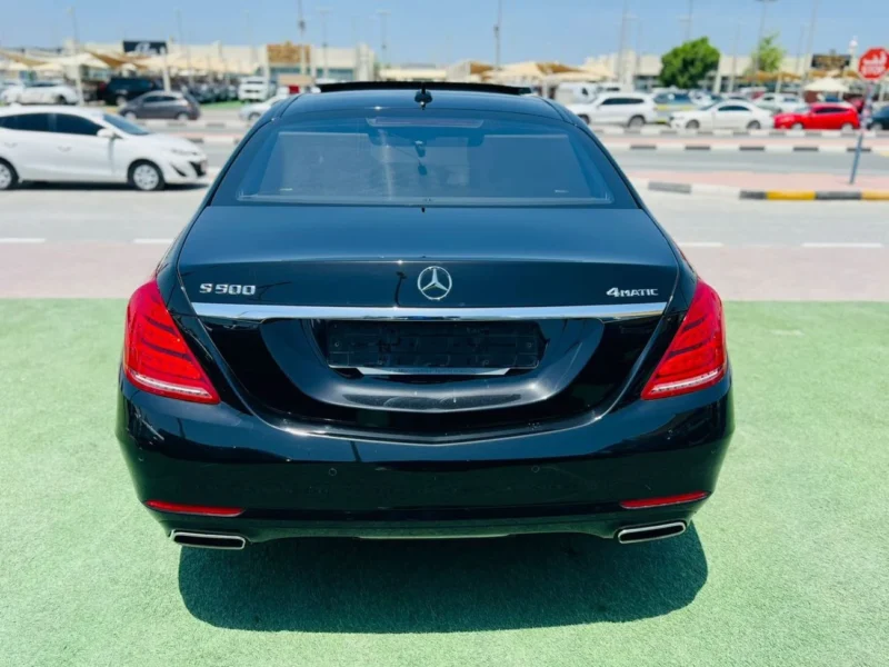 2015 MERCEDES-BENZ S 500 4.7 Litres 8 Cylinders Petrol Engine Black Sedan Full Option
