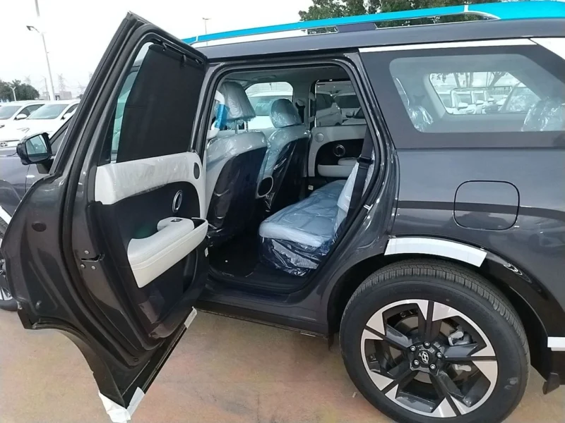 2026 Hyundai Palisade Limited 2.5L Turbo Hybrid 4 Cylinders Engine Black White SUV GCC