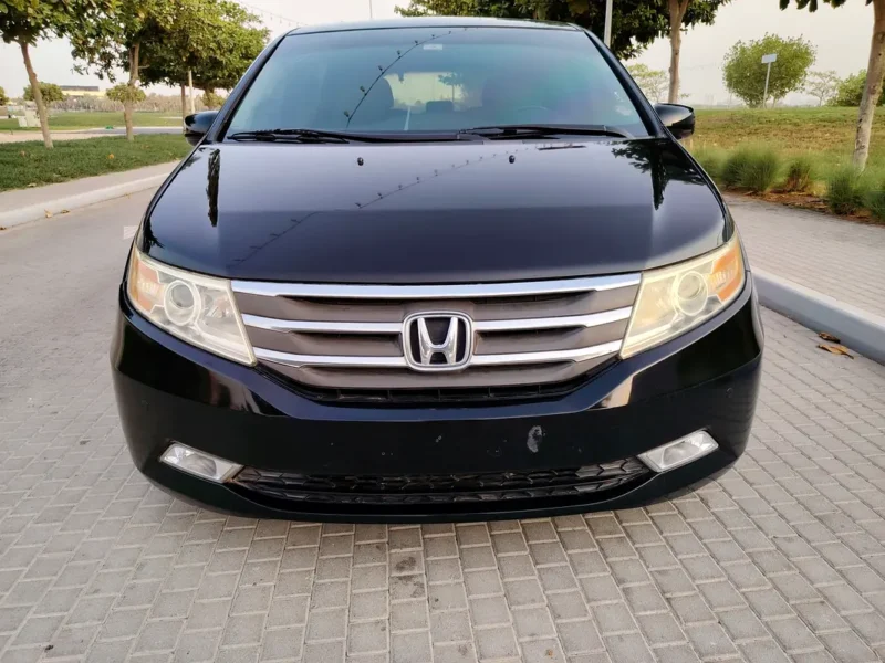 2011 Honda Odyssey J EX 6 Cylinders Petrol Engine Black Beige Van GCC Specs