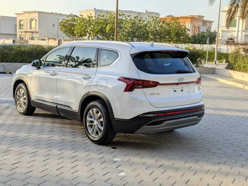 2023 Hyundai Santa Fe Smart 4 Cylinders Petrol Engine White Brown SUV GCC Specs