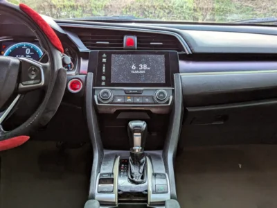 2017 Honda Civic 1.8 i-VTEC 4 Cylinders Petrol Engine White Black Sedan GCC Full Options
