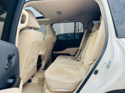 2023 Toyota Land Cruiser EXR 4.0 Litres V6 Petrol Engine White Beige SUV GCC Specs