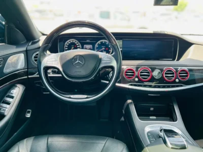 2015 MERCEDES-BENZ S 500 4.7 Litres 8 Cylinders Petrol Engine Black Sedan Full Option