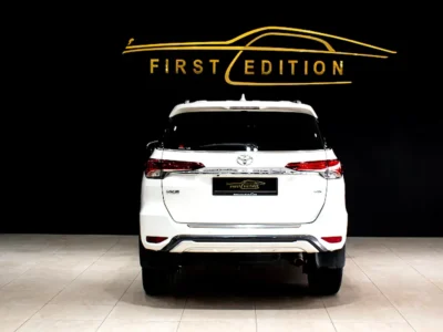 2019 Toyota Fortuner VXR 6 Cylinders Petrol Engine White Tan SUV GCC Specs Full Option