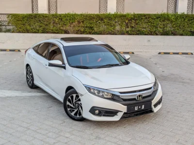 2017 Honda Civic 1.8 i-VTEC 4 Cylinders Petrol Engine White Black Sedan GCC Full Options