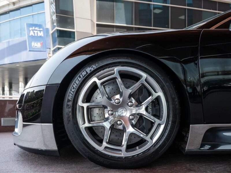 2010 Bugatti Veyron Nocturne 8.0-liter Quad-Turbocharged W16 Black White Coupe GCC