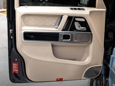 2020 Mercedes-Benz G 63 AMG Std 4.0L V8 AMG Bi-Turbo Petrol Engine Blue Beige SUV