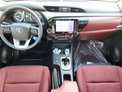 2026 TOYOTA HILUX SR5 4.0L V6, DOHC, 24-Valve, Dual VVT-i White Red Pickup Truck