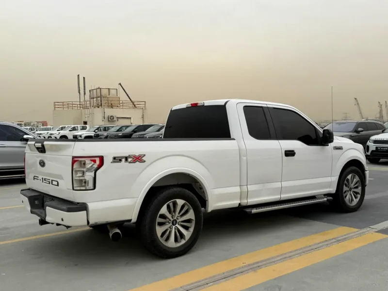 2018 Ford F-Series Pickup Base 6 Cylinders Petrol Engine White Black Pickup Truck